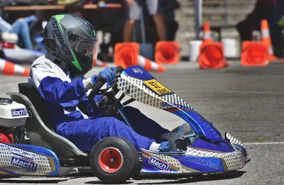 Découvrez l'histoire du karting : des origines palpitantes à nos jours en 2026