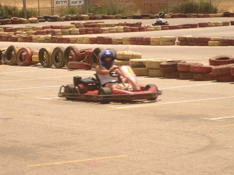 Techniques de dépassement en karting sans perdre de vitesse : le guide